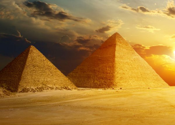 illuminati-pyramid-featured-top